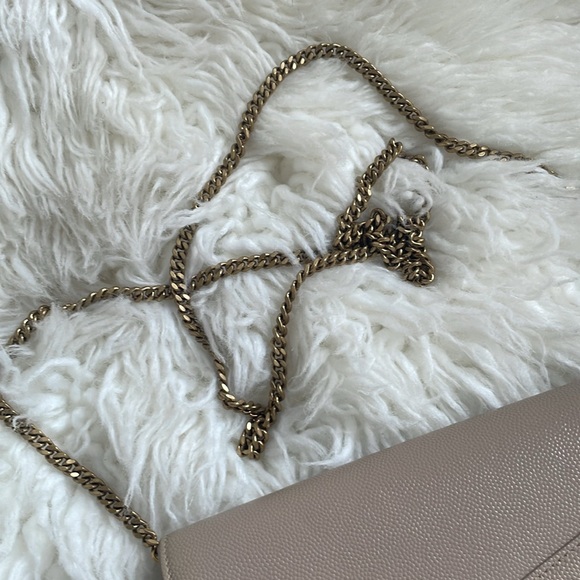 YSL Cassandra Wallet in Chain - Picture 14 of 17